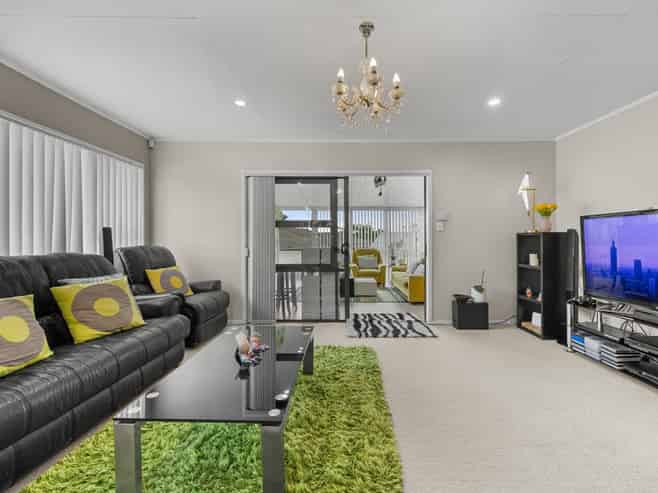 2/54 Finlayson Avenue, Manurewa