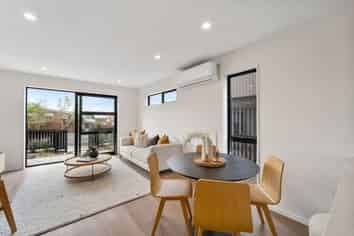 73 Selo Street, Glen Eden