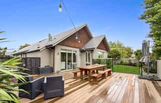 68 Coolspring Way, Redwood