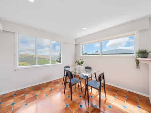 41 Lomita Road, Johnsonville