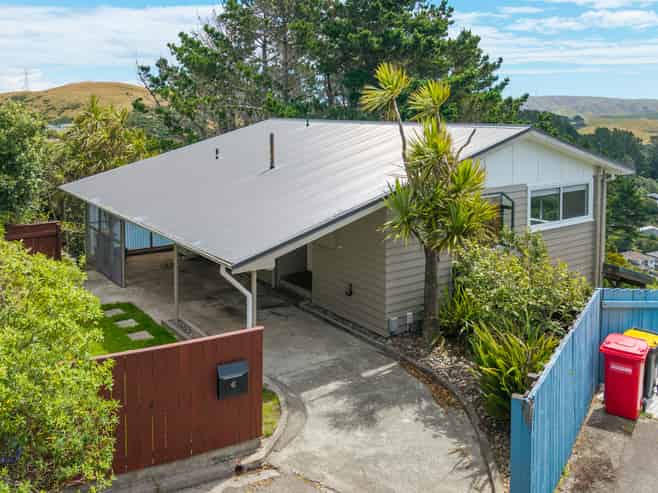 41 Lomita Road, Johnsonville