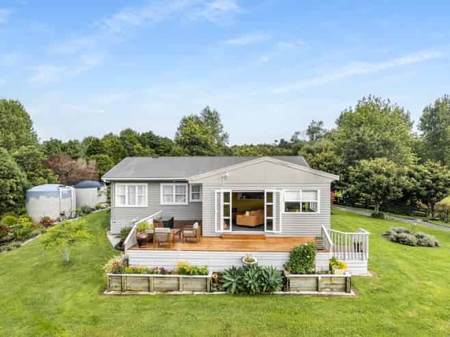561 Settlement Road, Kaiwaka