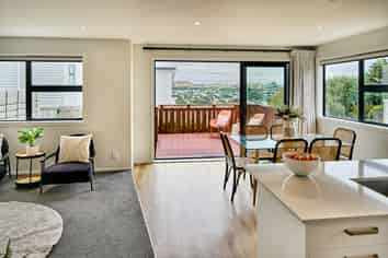 52b Chesterton Street, Johnsonville