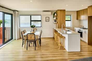 52b Chesterton Street, Johnsonville