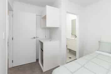 1/18  May street, Hamilton East