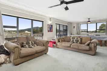 26B Grey Street, Glenholme