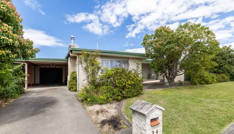 34 Konini Crescent, Pirimai