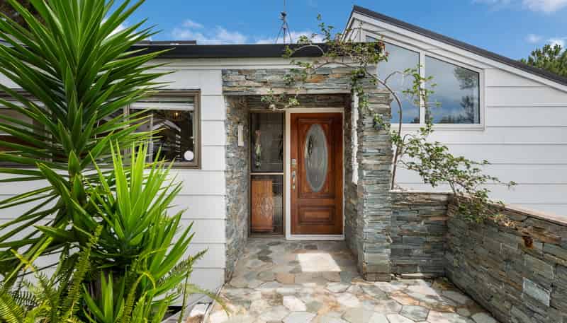 5 Saddleback Rise, Murrays Bay