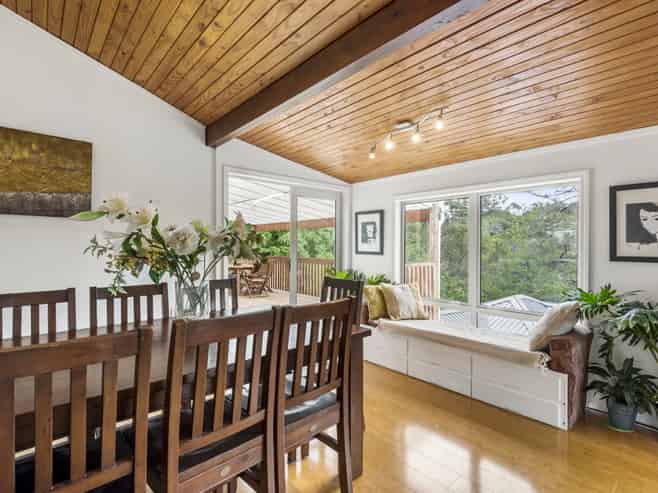 5 Saddleback Rise, Murrays Bay