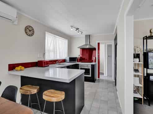 11 Warkworth Grove, Bell Block