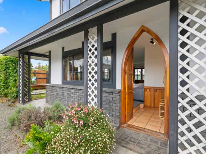 160a Muller Road, Redwoodtown