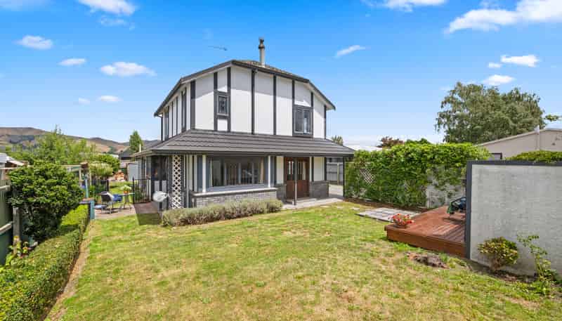 160a Muller Road, Redwoodtown