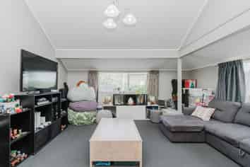 17 Kentucky Crescent, Nawton