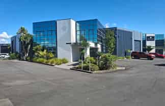 Your Next Road Front HQ - Make An Offer! 