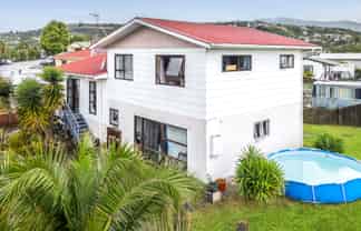 2/117 Parkers Road, Tahunanui