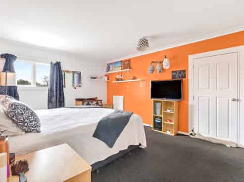 2/117 Parkers Road, Tahunanui