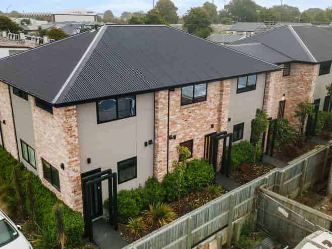 5/241 Lincoln Road, Addington