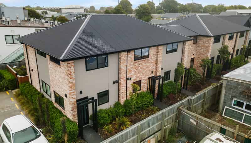 5/241 Lincoln Road, Addington