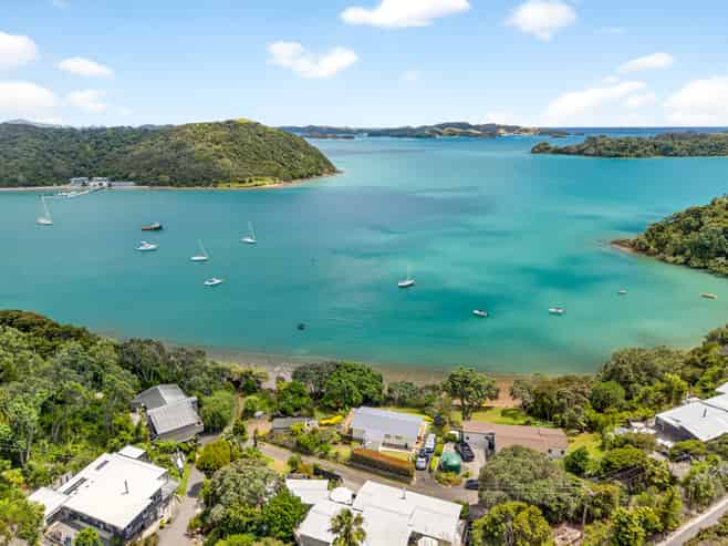 419D Manawaora Road, Russell