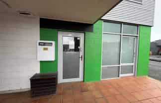 Prime High Street Location for Your Business