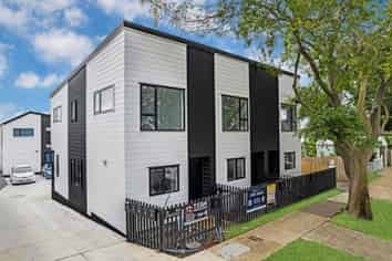 44 Avenue Road, Otahuhu