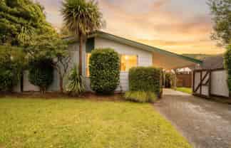 11 Akron Grove, Totara Park