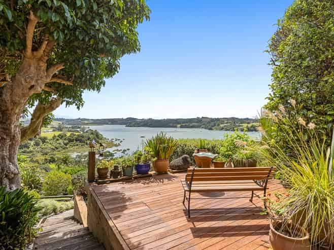 7 Lysnar Road, Matakana