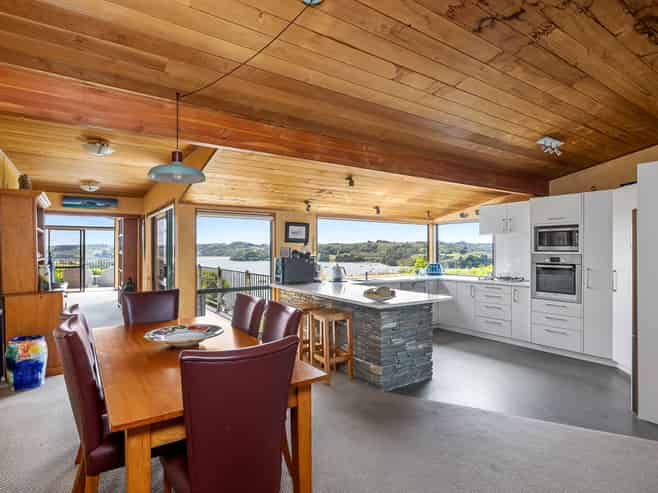 7 Lysnar Road, Matakana