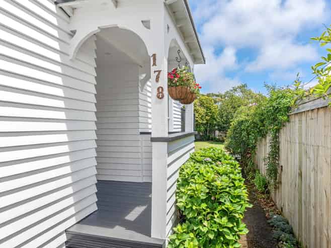 178 Carrington Street, Lower Vogeltown