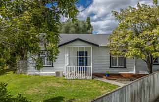 61 Hilton Road, Carterton