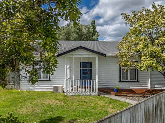 61 Hilton Road, Carterton