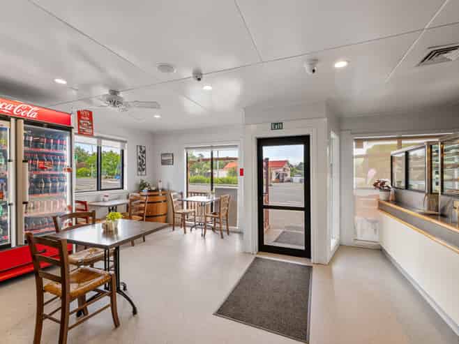 Licenced café and bar - freehold going concern