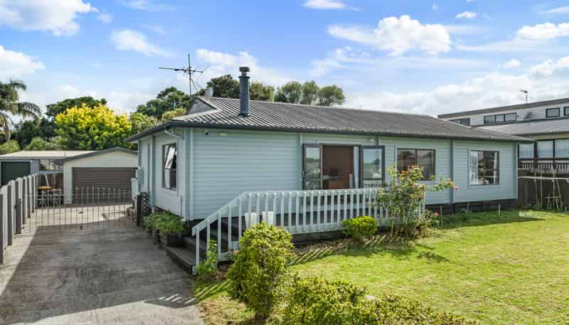 185 Carnoustie Drive, Wattle Downs