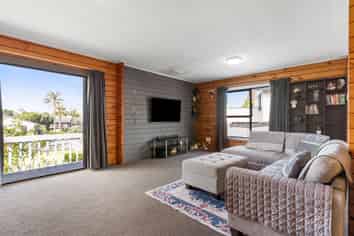 185 Carnoustie Drive, Wattle Downs