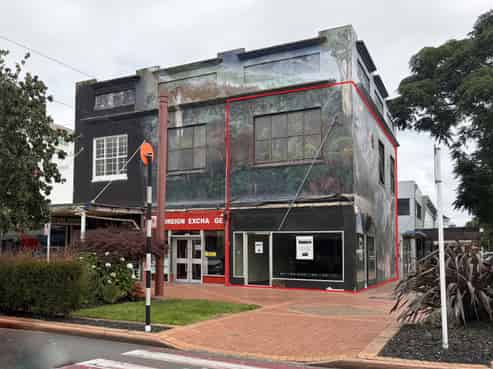 Corner site ready for new occupancy