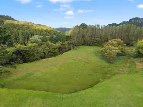 109 Bethells Road, Waitakere