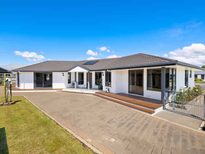 3 Sequoia Place, Springlands