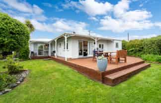 9 Seaforth Street, Karitane