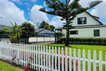 5 Penruddocke Road, Half Moon Bay