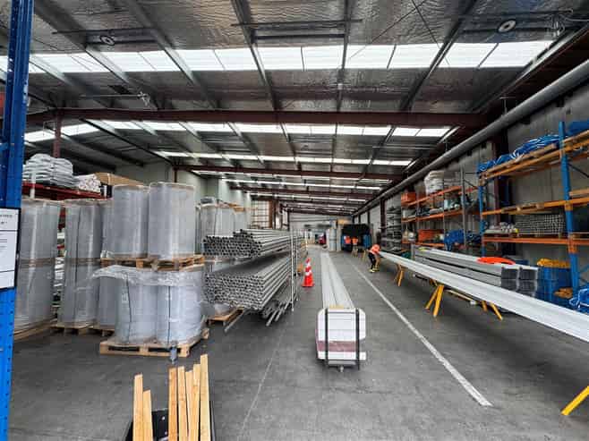 Modern Warehouse with Hard-Stand Yard