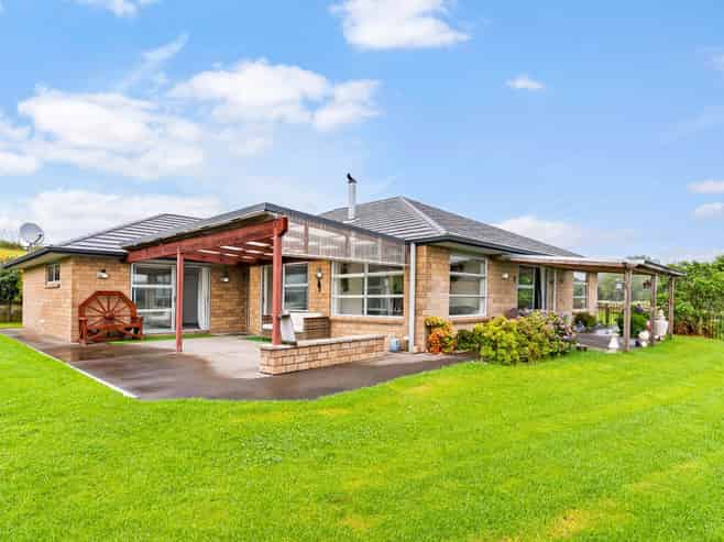 1096B Awhitu Road, Waiuku