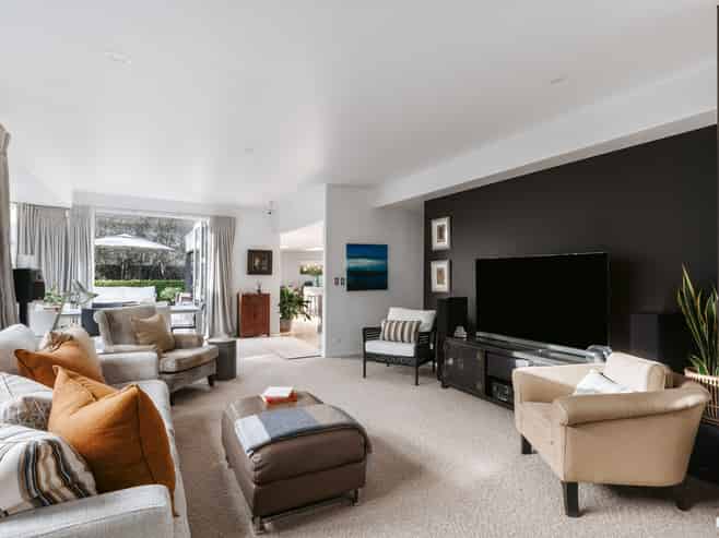 241 Oceanbeach Road, Mount Maunganui