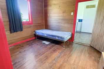 Hawkes Bay - Address withheld