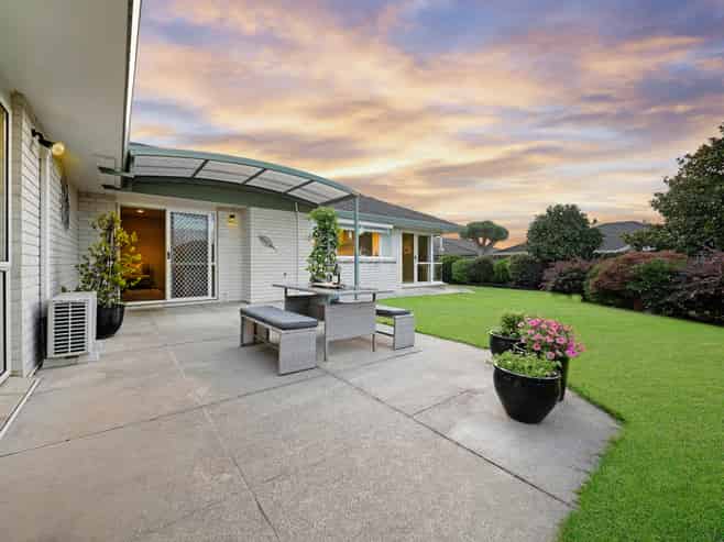 12 Orohena Close, Northpark