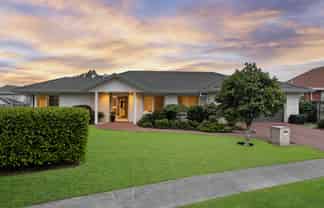 12 Orohena Close, Northpark