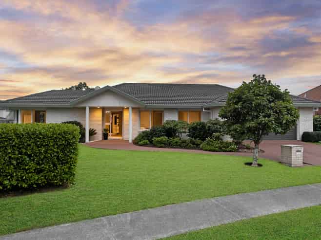 12 Orohena Close, Northpark