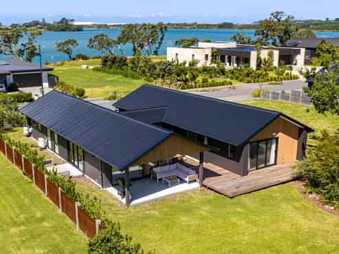 2 William Gilbert Drive, Mangawhai Heads