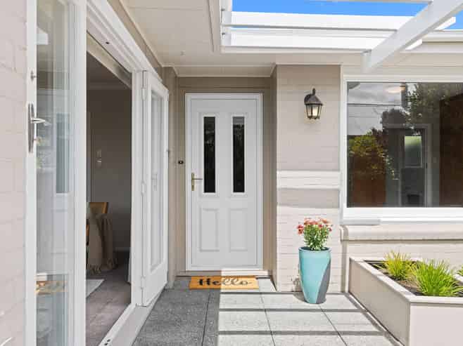 8 Chedworth Avenue, Bishopdale