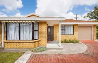 98 Monrad Street, Highbury