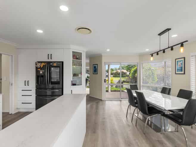 37 Lotus Ave, Mount Maunganui